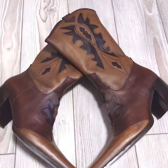 On Your Feet Shoes - (S-33563)  Bonanza Women's LEATHER Western Boots Size 7.5